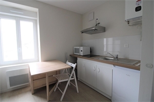 t1 à la location -   22000  SAINT BRIEUC, surface 9 m2 location t1 - UBI428922323